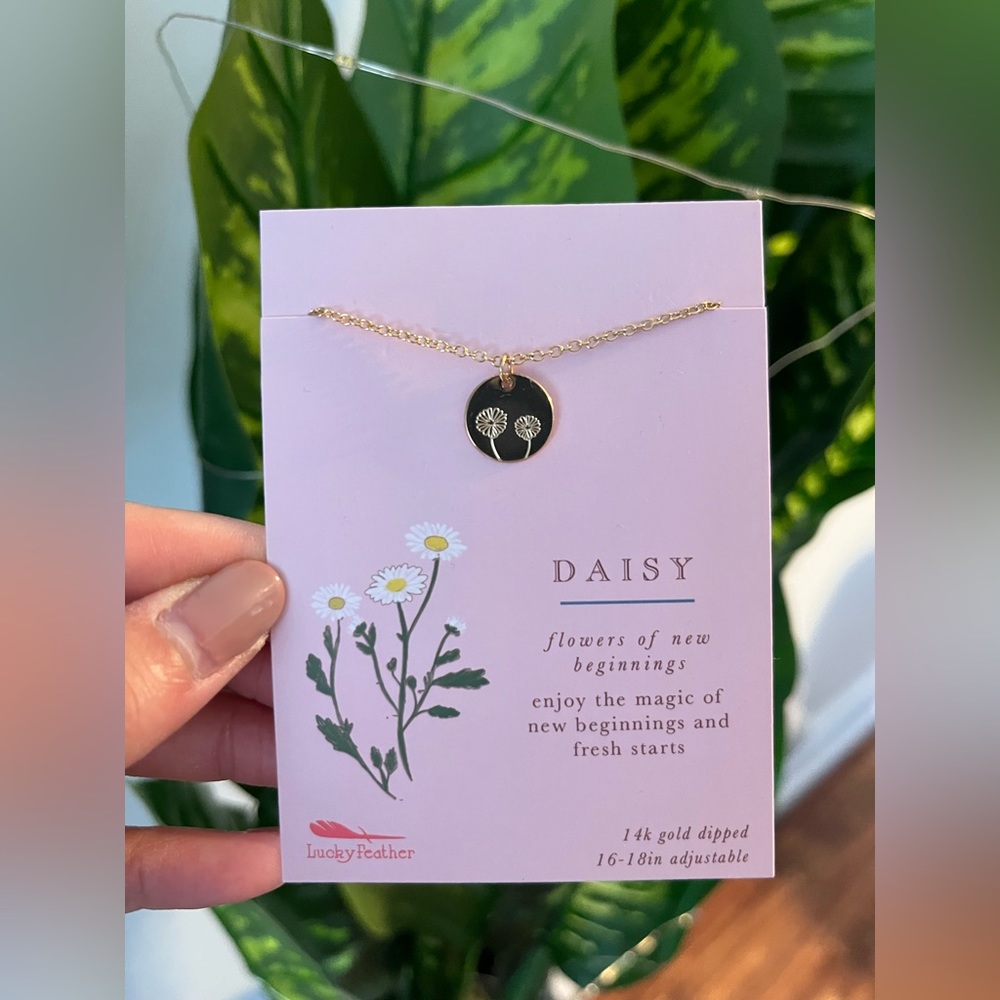 Flower gold necklace